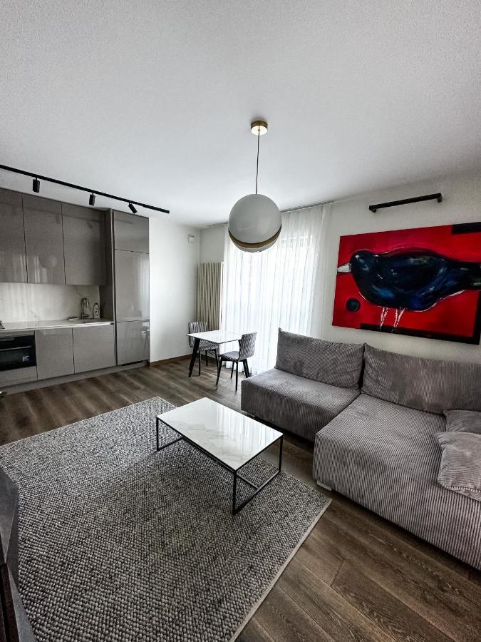 Apartament Vip Wola Warszawa Zewnętrze zdjęcie