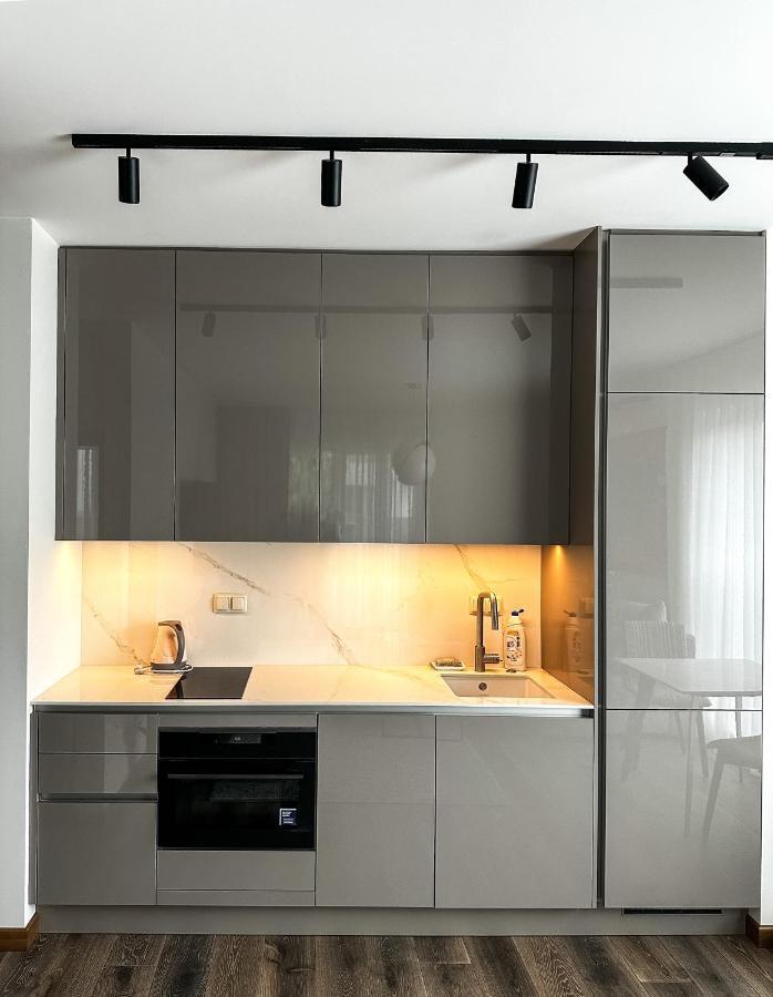 Apartament Vip Wola Warszawa Zewnętrze zdjęcie